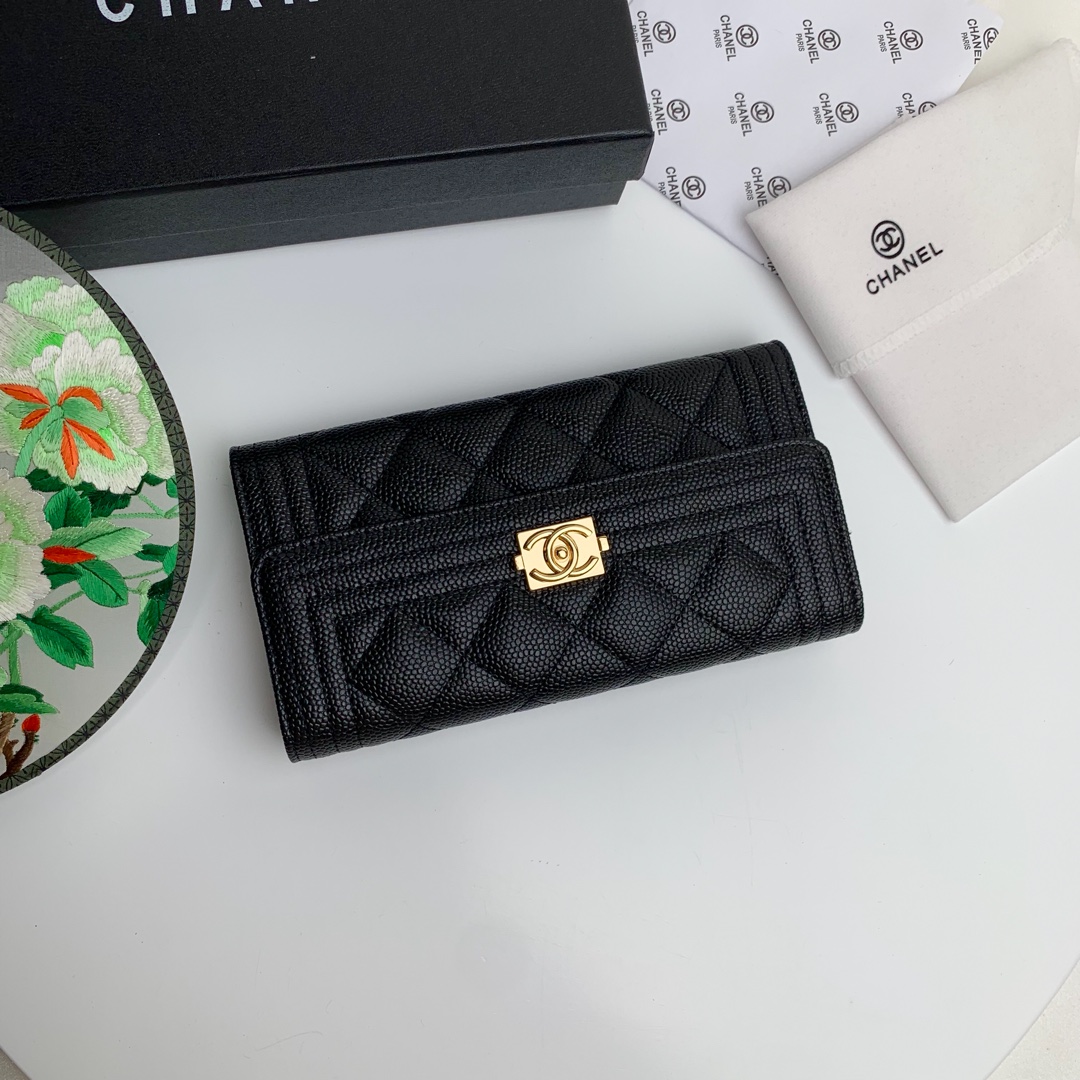 芸能人愛用Chanel シャネル 実物の写真 N品スーパーコピー財布代引き対応国内発送後払い安全必ず届く優良サイト